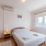 Charming With Balcony דירה טרוגיר