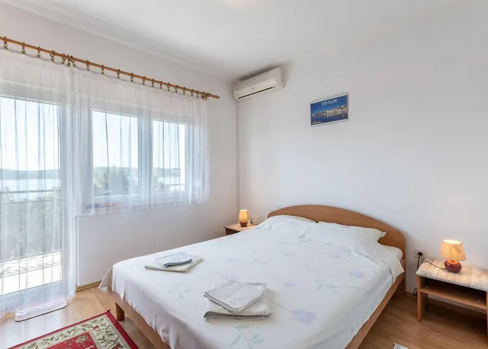 Charming With Balcony Apartment